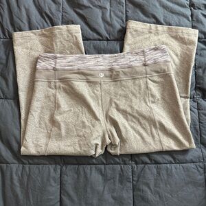 Cropped Lululemon Yoga Pants